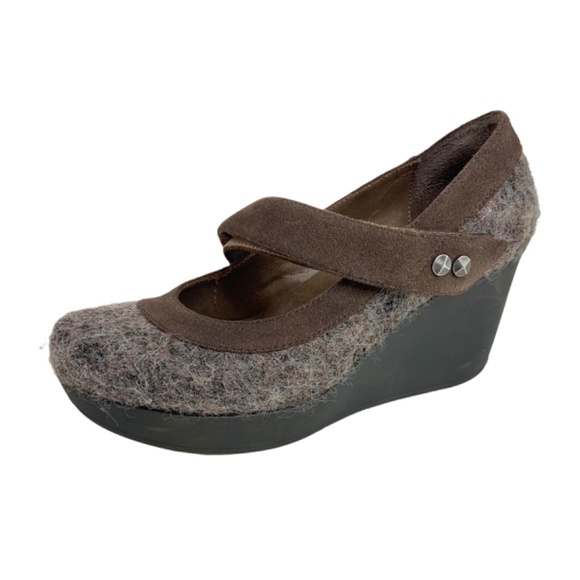 OTBT Wilder Wool Wedges Mary Janes - Picture 1 of 9